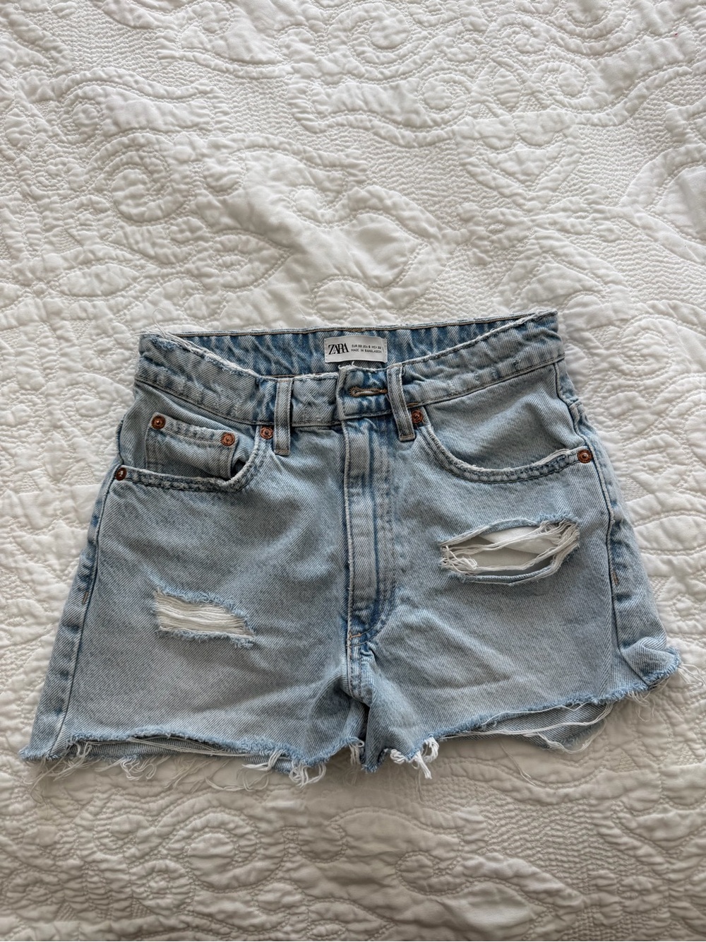 Zara Light Wash Ripped Denim Shorts